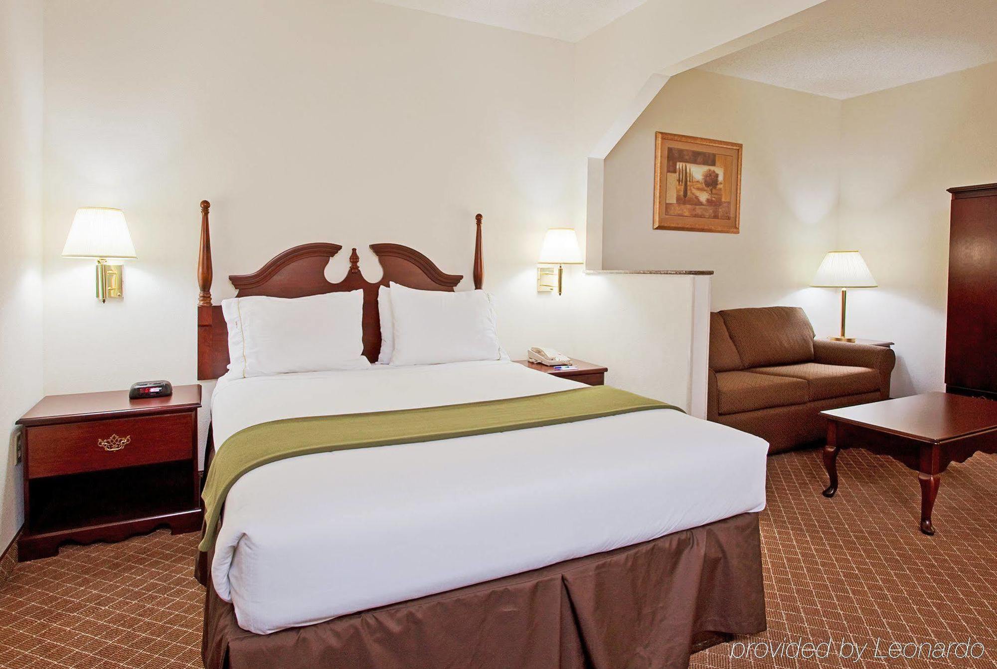 Holiday Inn Express Hotel & Suites Fort Payne By Ihg Номер фото